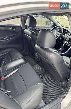 Седан Hyundai Sonata 2012 в 