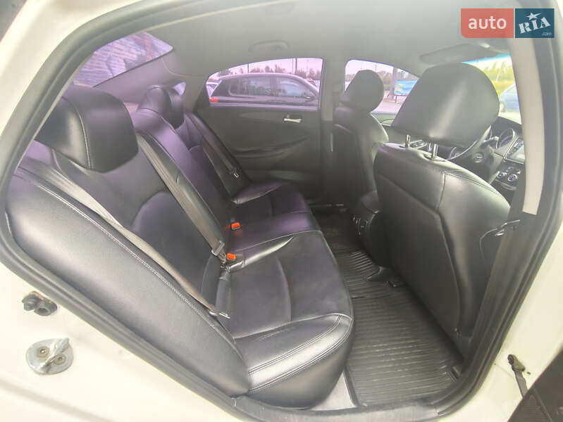 Седан Hyundai Sonata 2016 в Києві фото 18 Седан Hyundai Sonata 2016 в Києві