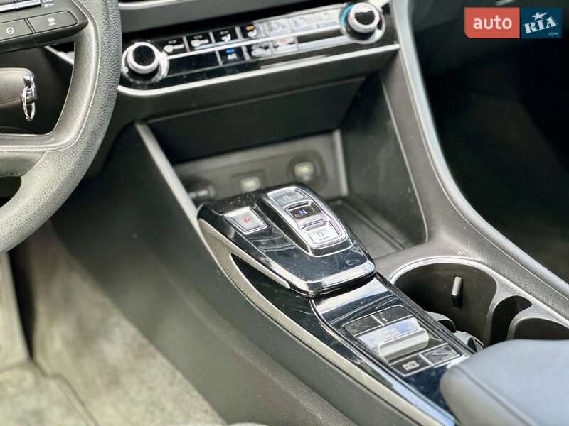 Седан Hyundai Sonata 2020 в Киеве фото 15 Седан Hyundai Sonata 2020 в Киеве