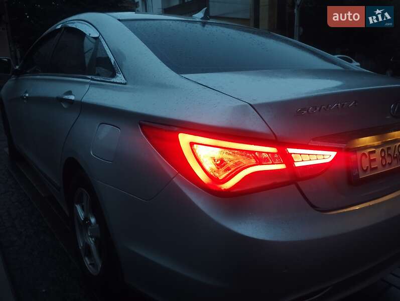 Седан Hyundai Sonata 2013 в Черновцах фото Седан Hyundai Sonata 2013 в Черновцах