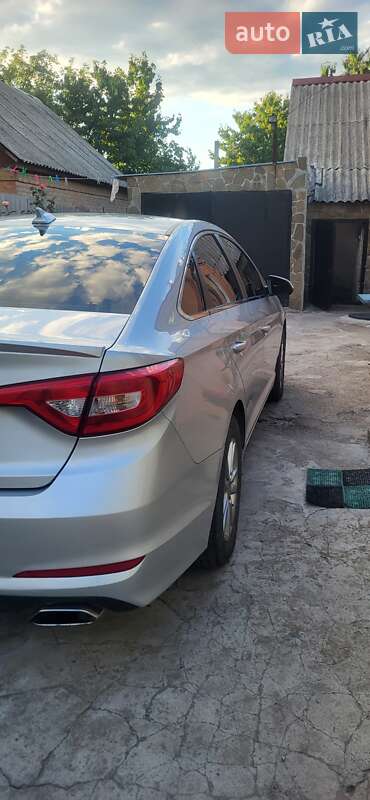 Седан Hyundai Sonata 2015 в Кропивницком
