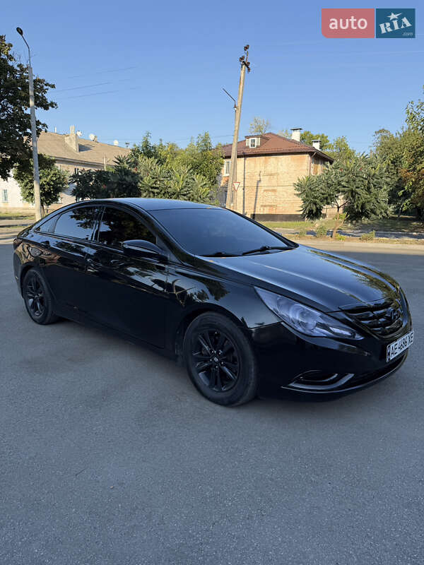 Седан Hyundai Sonata 2012 в Синельниково