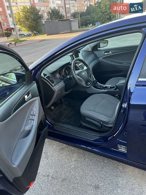 Седан Hyundai Sonata 2013 в Харькове фото 10 Седан Hyundai Sonata 2013 в Харькове