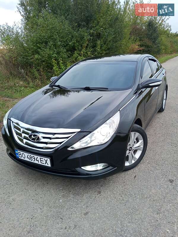 Седан Hyundai Sonata 2010 в Лановцах