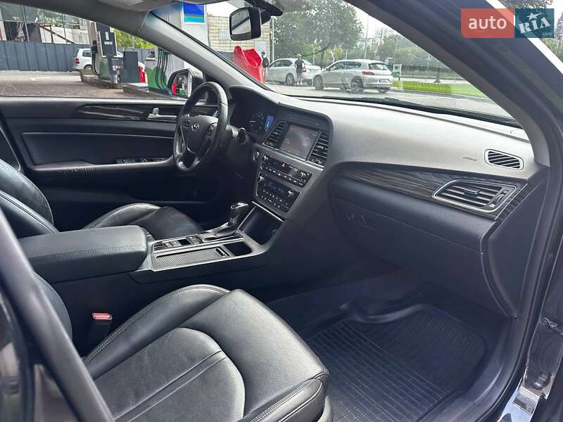 Седан Hyundai Sonata 2015 в Киеве