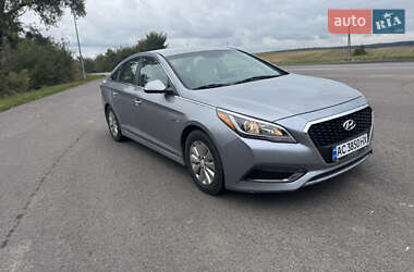 Седан Hyundai Sonata 2016 в Луцьку
