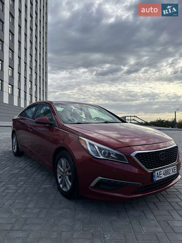 Седан Hyundai Sonata 2015 в Днепре фото 2 Седан Hyundai Sonata 2015 в Днепре