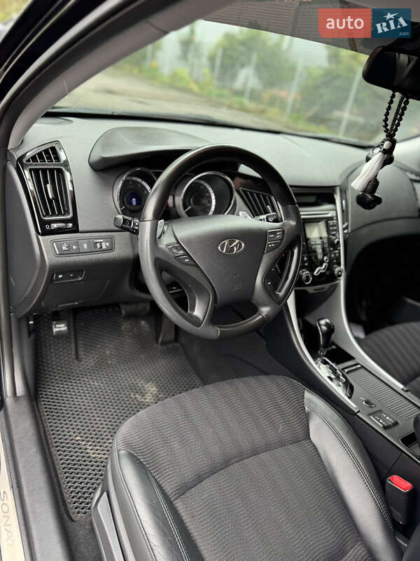 Седан Hyundai Sonata 2011 в Виннице