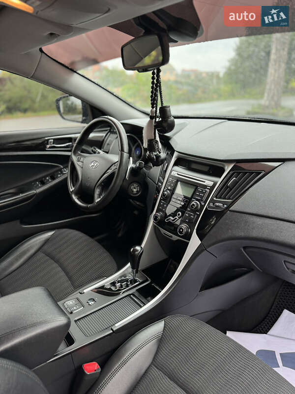 Седан Hyundai Sonata 2011 в Виннице
