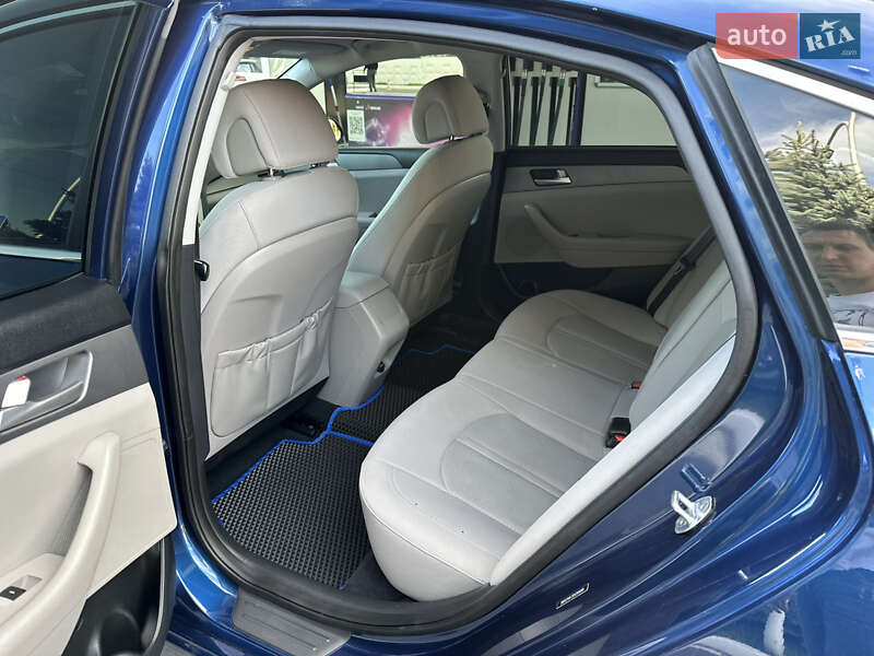 Седан Hyundai Sonata 2015 в Днепре