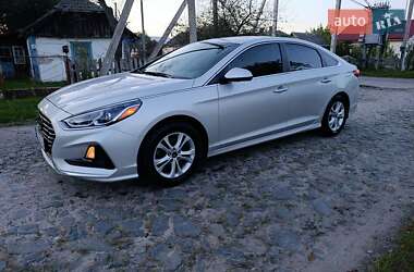 Седан Hyundai Sonata 2018 в Старій Вижівці