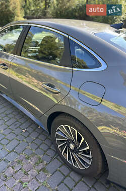 Седан Hyundai Sonata 2022 в Львове