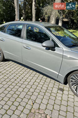 Седан Hyundai Sonata 2022 в Львове