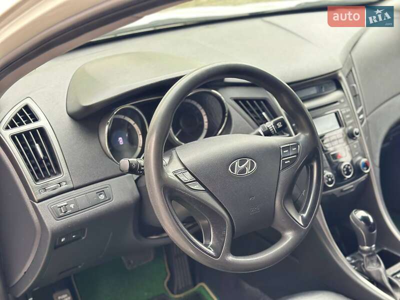 Седан Hyundai Sonata 2013 в Николаеве
