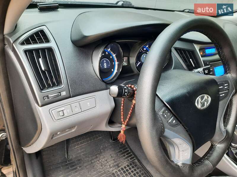 Седан Hyundai Sonata 2012 в Днепре