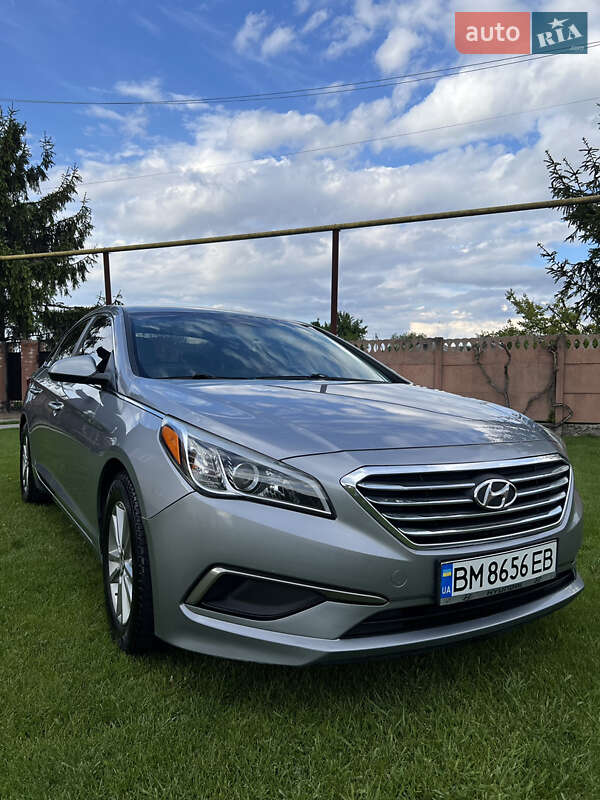 Седан Hyundai Sonata 2015 в Глобине