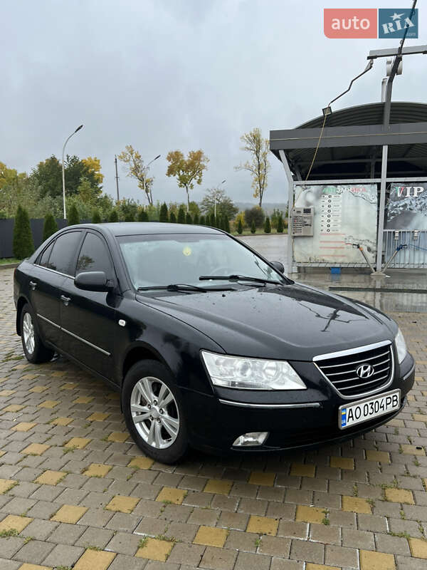 Седан Hyundai Sonata 2008 в Іршаві