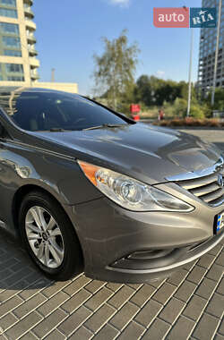 Седан Hyundai Sonata 2014 в Днепре