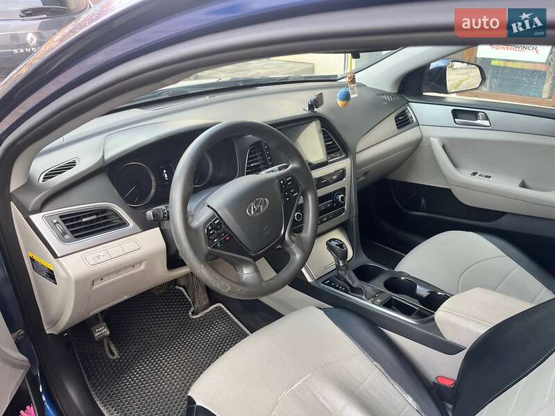 Седан Hyundai Sonata 2015 в Ивано-Франковске