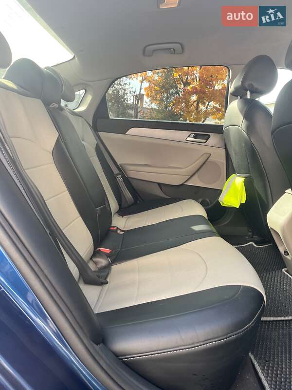 Седан Hyundai Sonata 2015 в Ивано-Франковске