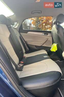 Седан Hyundai Sonata 2015 в 