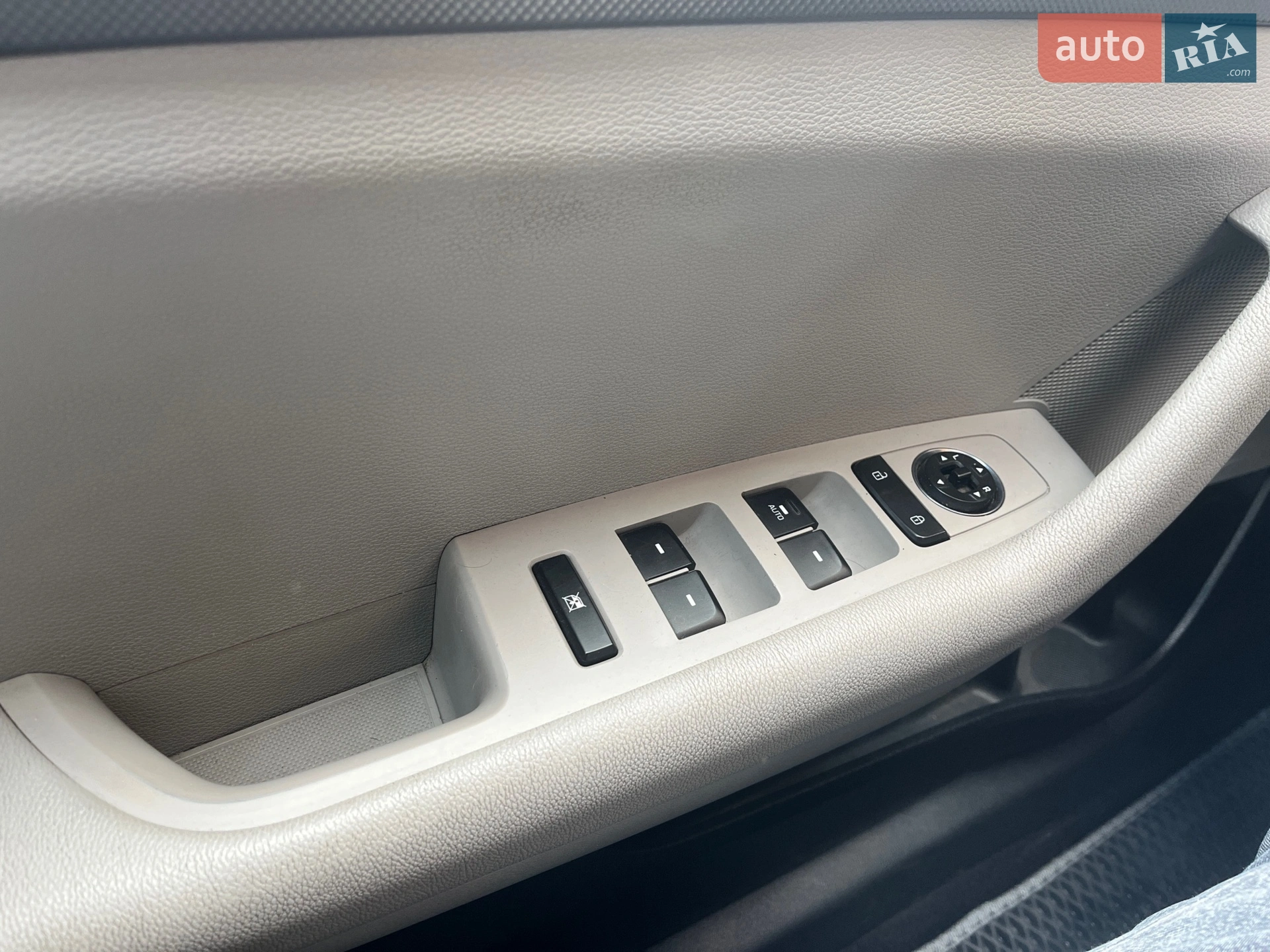 2015 Hyundai Sonata - мініатюра 14