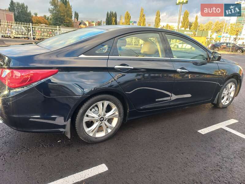 Седан Hyundai Sonata 2011 в Києві