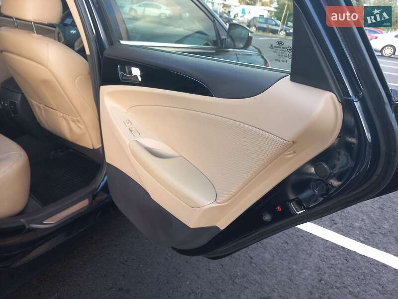 Седан Hyundai Sonata 2011 в Києві