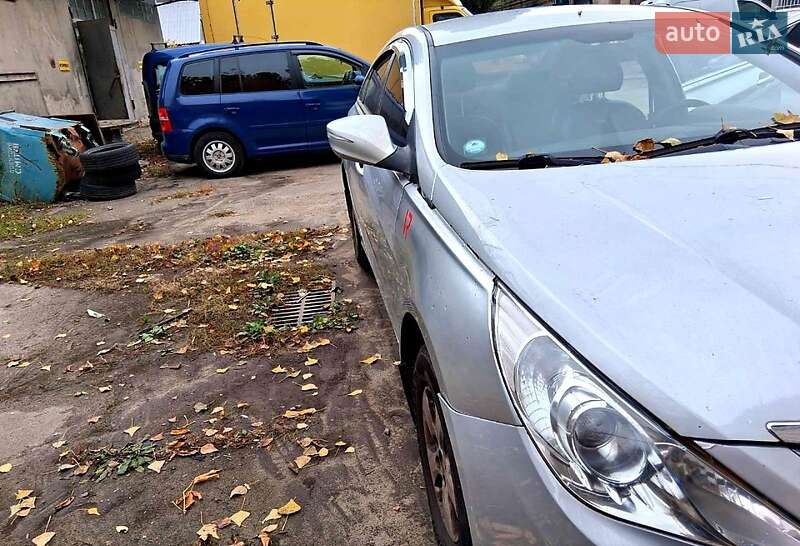 Седан Hyundai Sonata 2012 в Киеве