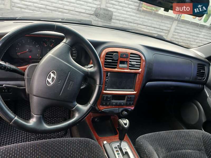 Седан Hyundai Sonata 2003 в Чернигове