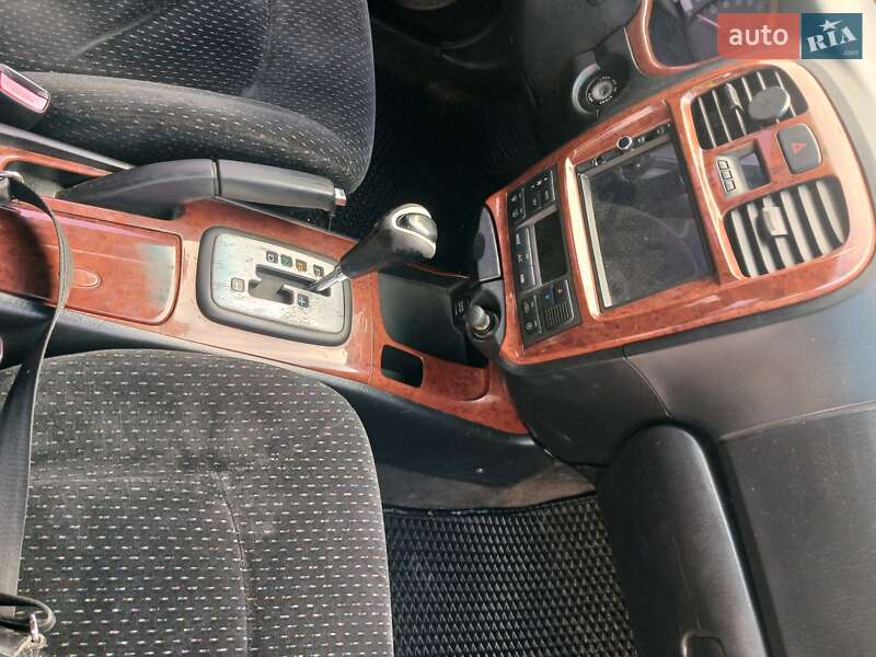 Седан Hyundai Sonata 2003 в Чернигове