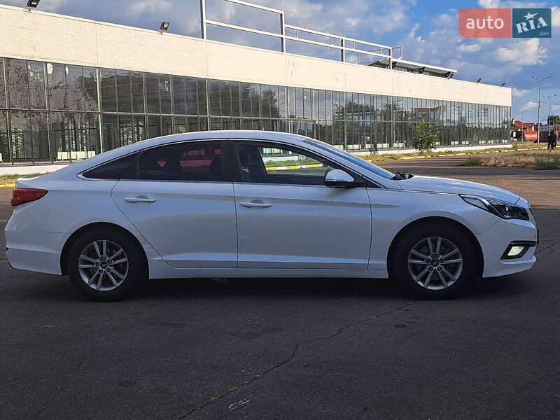 Седан Hyundai Sonata 2016 в Одессе