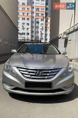 Седан Hyundai Sonata 2010 в Львові
