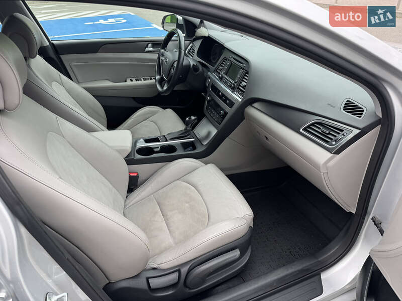 Седан Hyundai Sonata 2014 в Киеве