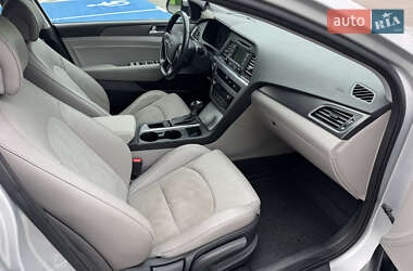 Седан Hyundai Sonata 2014 в 