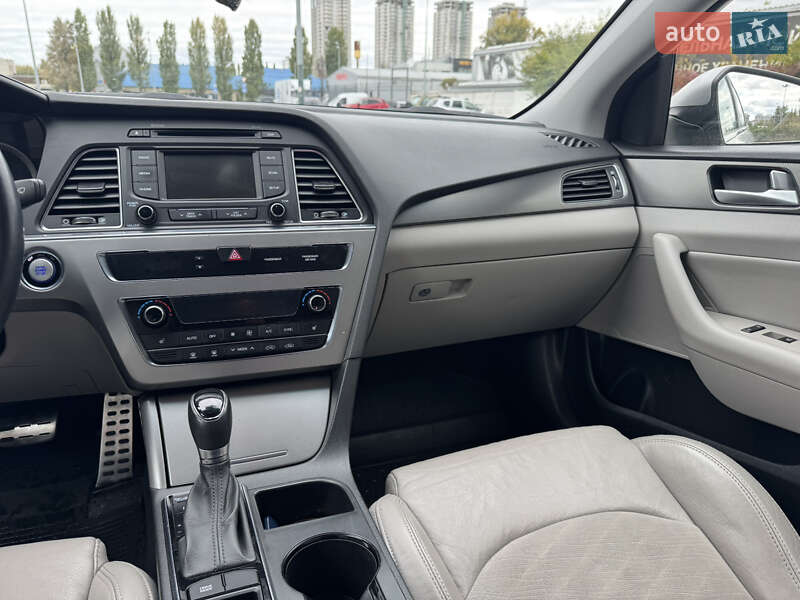 Седан Hyundai Sonata 2014 в Киеве