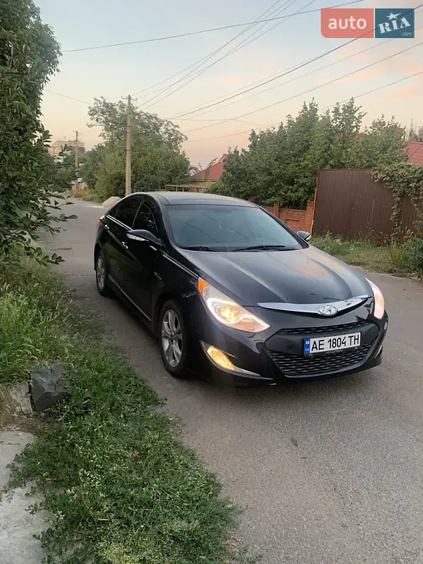 Hyundai Sonata 2015 VIN KMHE341DBFA122153 фото оголошення 16 з 49