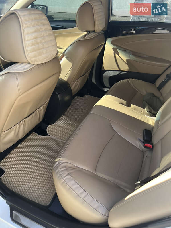 Седан Hyundai Sonata 2013 в Могилев-Подольске фото 8 Седан Hyundai Sonata 2013 в Могилев-Подольске