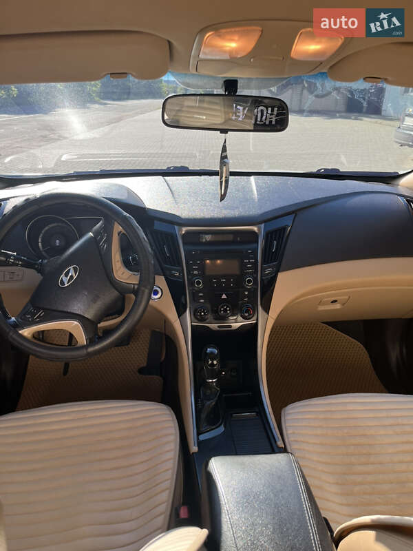 Седан Hyundai Sonata 2013 в Могилев-Подольске фото 9 Седан Hyundai Sonata 2013 в Могилев-Подольске