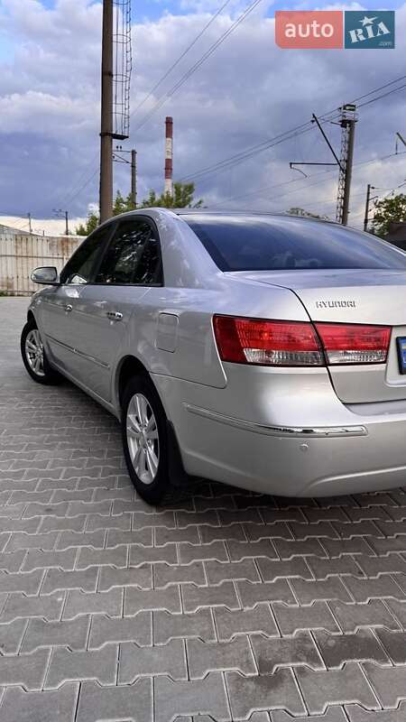 Hyundai Sonata 2009