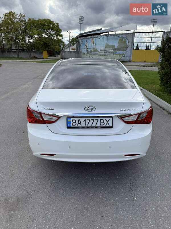 Седан Hyundai Sonata 2011 в Александрие фото 8 Седан Hyundai Sonata 2011 в Александрие