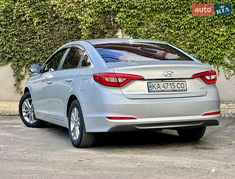 Седан Hyundai Sonata 2016 в Одессе