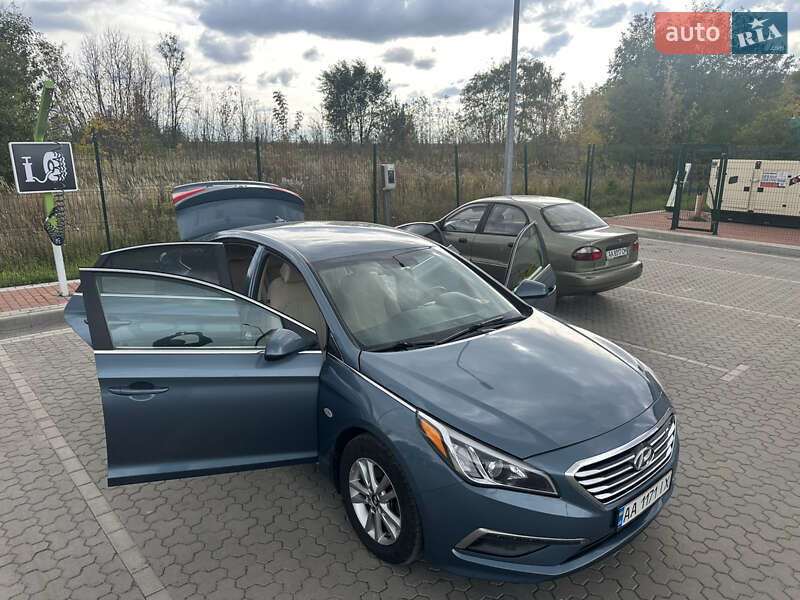 Седан Hyundai Sonata 2015 в Києві