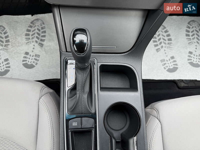 Седан Hyundai Sonata 2014 в Житомире