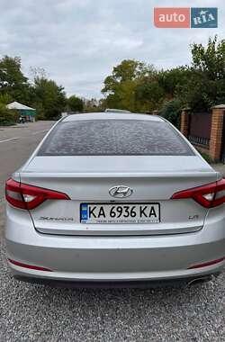 Седан Hyundai Sonata 2015 в 