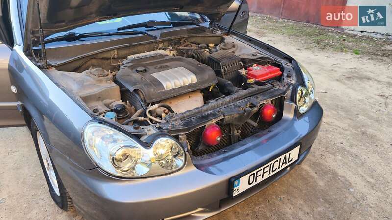 Седан Hyundai Sonata 2001 в Подольске