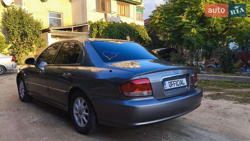 Седан Hyundai Sonata 2001 в Подольске