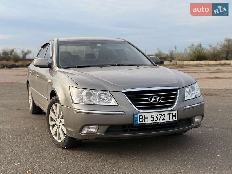 Седан Hyundai Sonata 2009 в Одессе