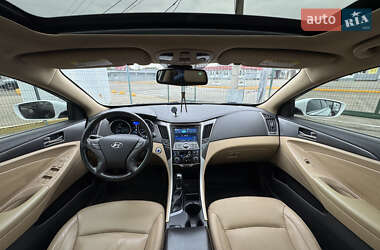 Седан Hyundai Sonata 2014 в 