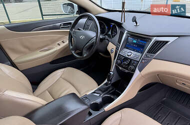 Седан Hyundai Sonata 2014 в 